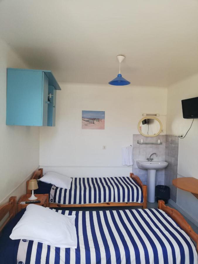 Le Breton Hotel Basse-Indre Bagian luar foto