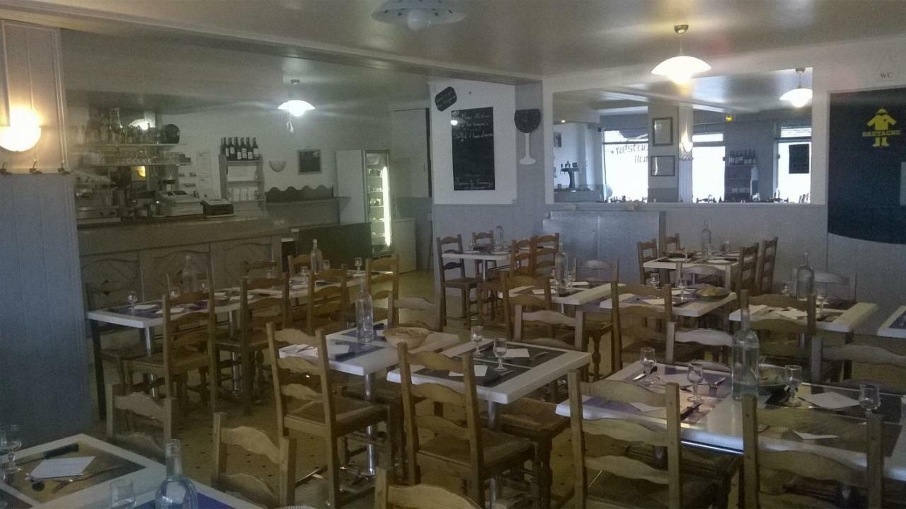 Le Breton Hotel Basse-Indre Bagian luar foto